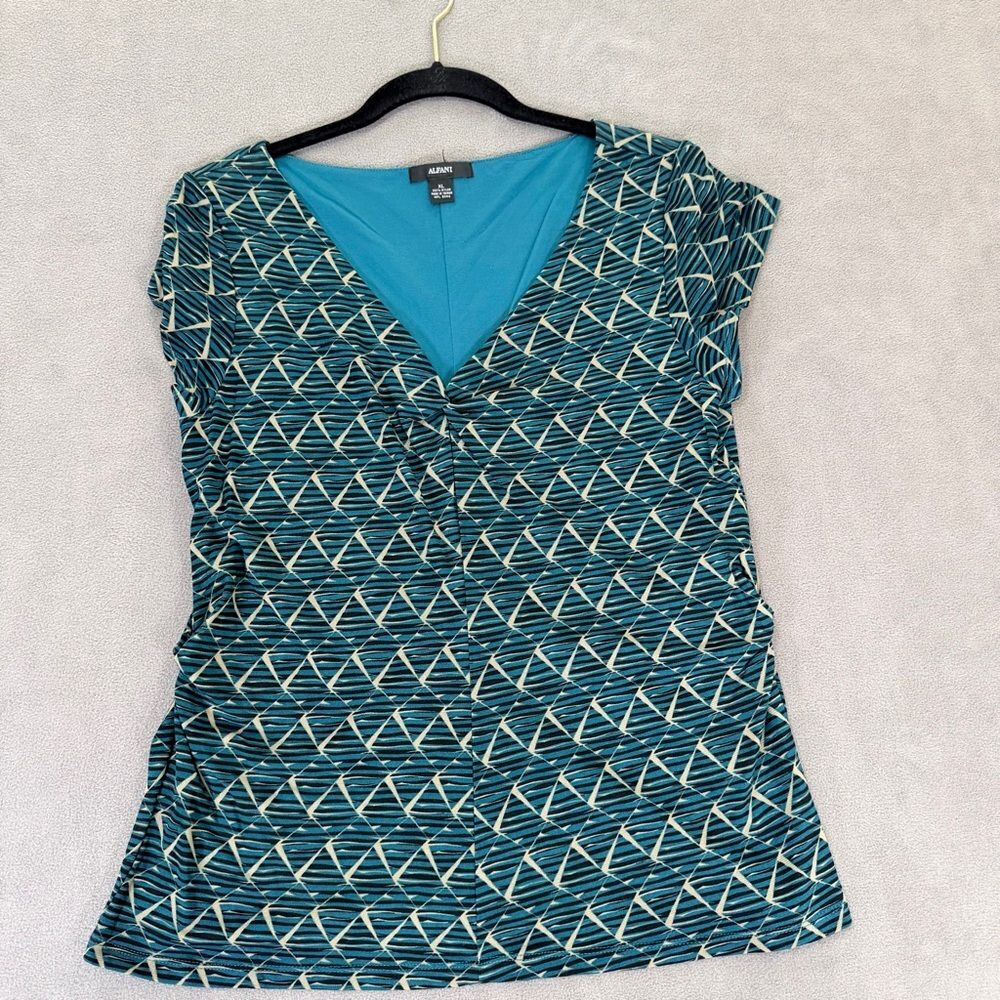 Alfani Women's Teal Geometric Blouse/Top/ Side Ruching Sleeveless/ V-Neck-XL